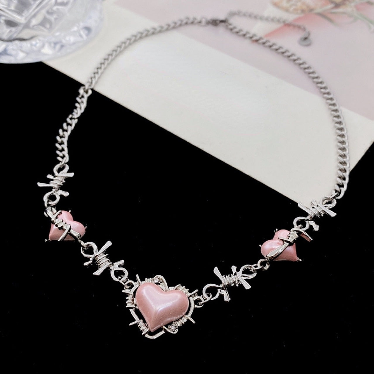 Pink Heart Thorns Clavicle Necklace